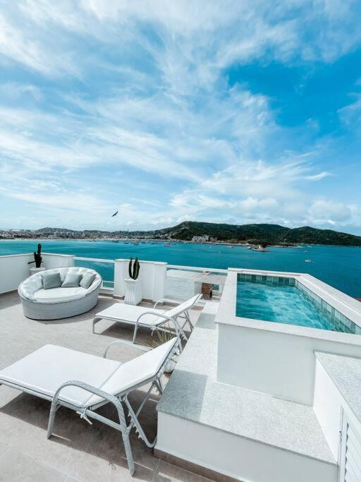 Casa de férias Casa Linda Com Vista Mar+piscina - Wmsuites *